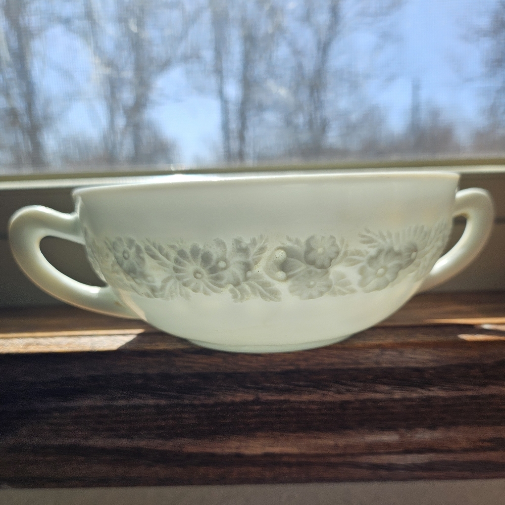 Floral Embossed Cream Bowl